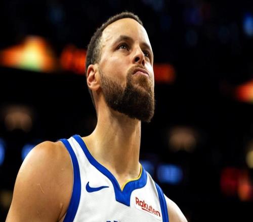 盡管勇士隊再次遭遇慘敗，庫里仍創造了NBA附加賽得分紀錄