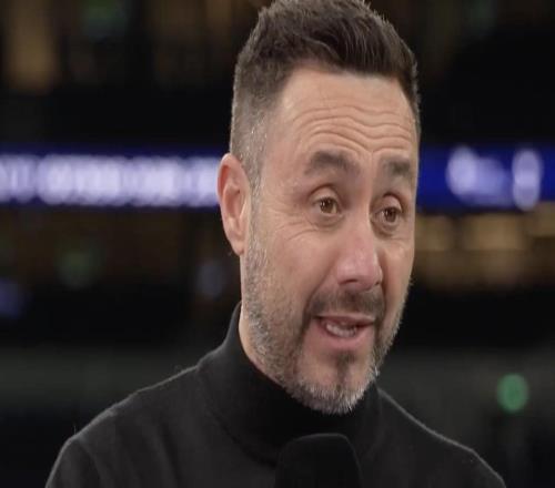 德澤爾比：西蒙斯很幸運能和我共事，因為我曾踢過10號位