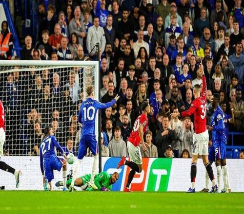 曼聯(lián)10切爾西送對(duì)手四連敗