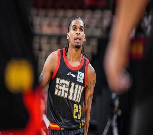 在這件事上，上海男籃落后了