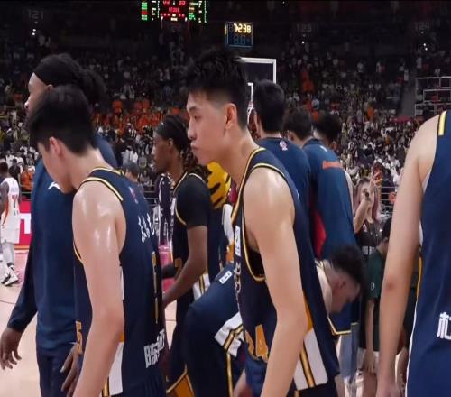 太適合廣東隊(duì)！CBA暴力內(nèi)線慘遭棄用，或被朱芳雨重金挖走