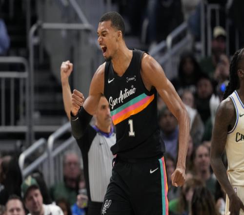 地球保衛(wèi)戰(zhàn)首戰(zhàn)失利，開拓者除了忍著，還有其他翻盤可能嗎