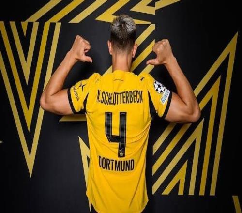 阿斯：施洛特贝克和斯密特是皇马在中卫和中场引援的首要目标