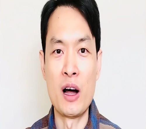 他是廣州的驕傲，奪5個CBA冠軍，娶嬌妻生雙胞胎，如今在東莞執(zhí)教