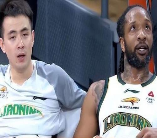 弗格面对旧主爆砍32分，上海大胜辽篮，山东男篮躺赢进前八