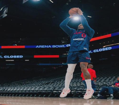 回來了！你好，快船！這可是3屆全明星后衛(wèi)