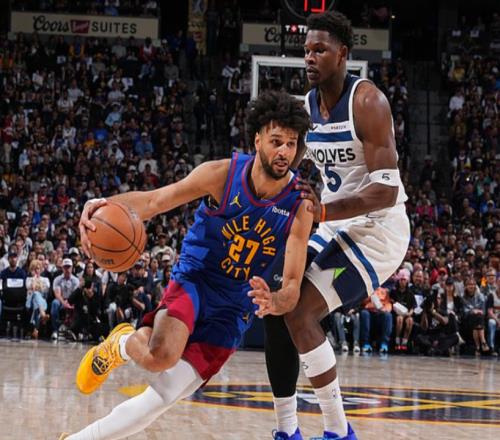 神奇11！掘金惨遭19分大逆转，约基奇24+15+8，华子轰30+10复仇