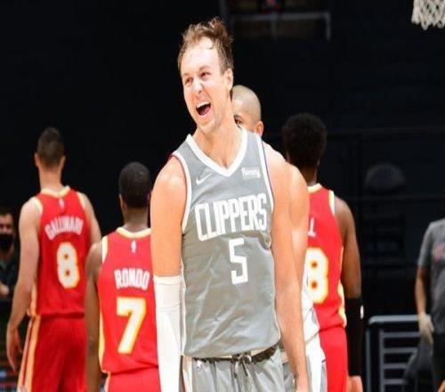 三分5中5砍27分！被火箭拒絕之人，如今打爆航天城，斯通又失算了