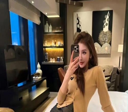 “废柴”轰32分！爆冷1比1！太抽象了...