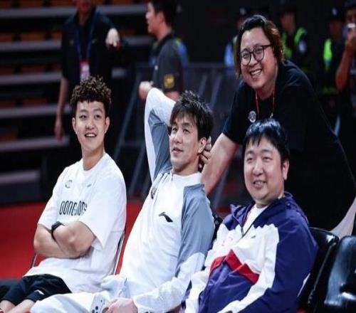 前行無畏202526賽季CBA常規賽第四十一輪頑強拼搏！主場戰勝福建！