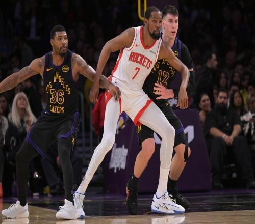 湖人20領(lǐng)先火箭！老詹完勝杜蘭特！一戰(zhàn)看清7個現(xiàn)實：雷霆賭對了