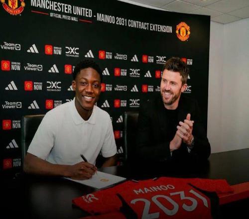 曼聯續約新帝星達成協議，曝合同細節！戶口本加持卡里克力挺加薪