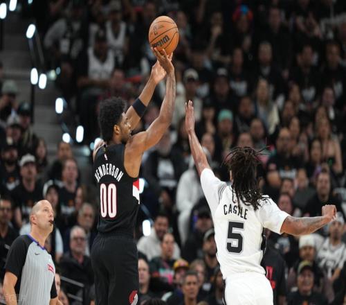 文班傷退！開拓者爆冷贏馬刺，11！一戰(zhàn)看清5個(gè)現(xiàn)實(shí)：雷霆要撿漏