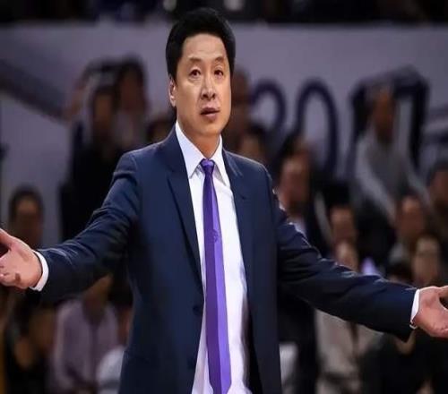 杨毅评当年CBA假球：李春江被上海队球员做掉，李楠成为牺牲品