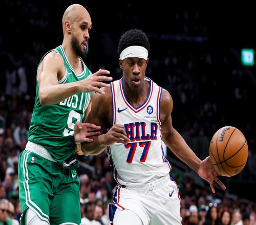 逆轉(zhuǎn)！埃奇庫姆30+10，布朗36+7+4，新紀(jì)錄誕生，季后賽走勢改變