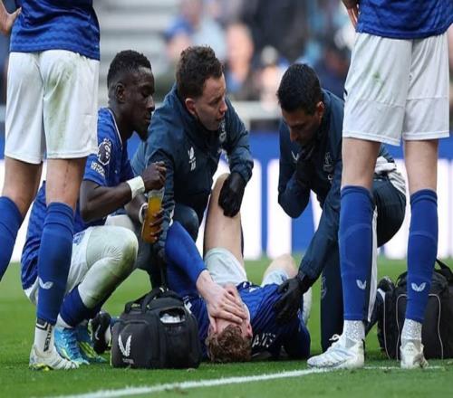 埃弗頓官方：布蘭斯韋特無需手術(shù)但賽季報銷據(jù)悉無緣世界杯