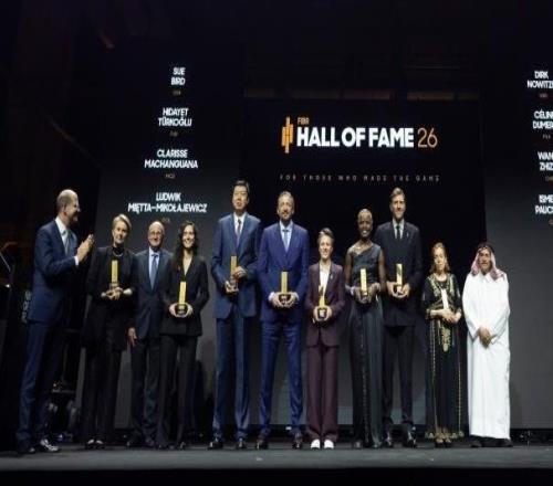 王治郅入選FIBA名人堂：沒有國家培養就沒今天的我