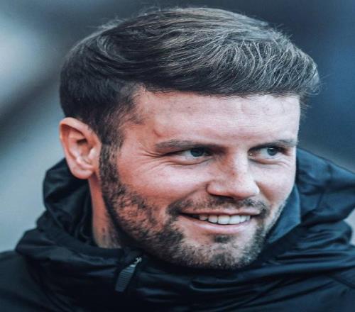 許爾策勒英超戰英籍主帥8勝2平，不敗紀錄僅少于斯科拉里11場