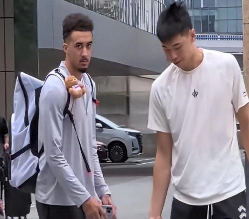 廣東隊出征晉江，拉科隨隊，人人郁悶無笑意，這狀態能復仇福建嗎