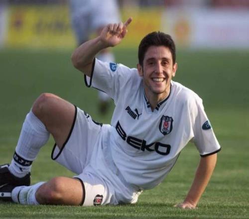 24歲進球效率堪比大羅，26歲卻被穆里尼奧退貨，實力派錯估形勢