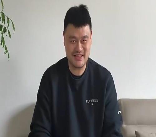 中國籃球第5人！很慶幸，我們擁有王治郅！