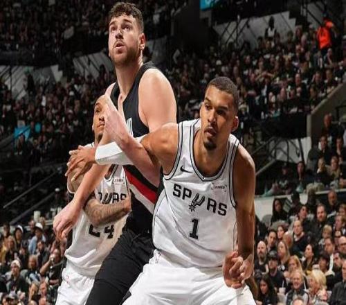 文班亚马都早早退场了，结果开拓者先发中锋还是被马刺各种打爆