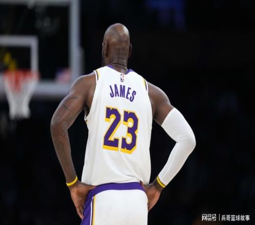 球队一换局势逆转，火箭湖人的差距，真的只是一个詹姆斯吗
