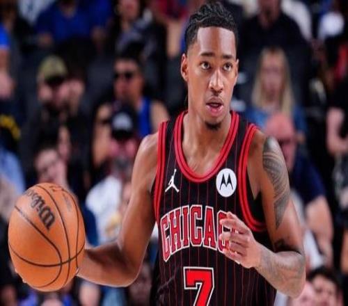 公牛官方：迪林厄姆接受了一次小手術切除其右手腕上的腱鞘囊腫