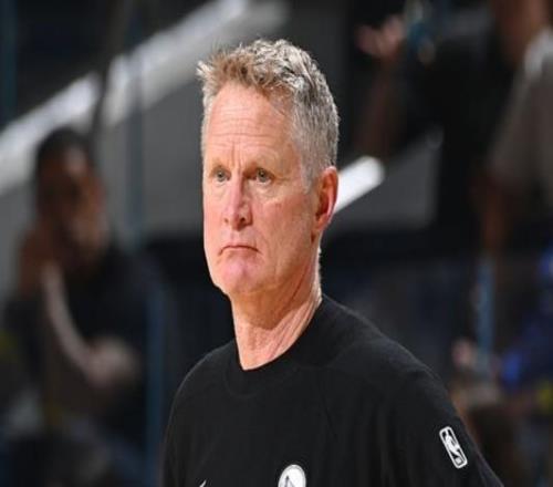 曝科爾有可能不會回歸繼續(xù)執(zhí)教勇士伊戈達(dá)拉或?yàn)闈撛诮尤握?/>
                                </a>
                            </div>
                            <div   id=