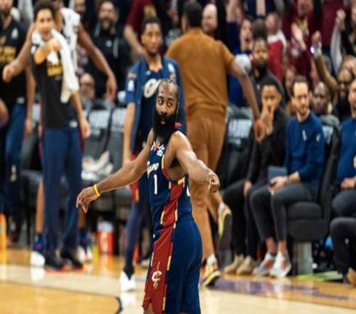 騎士客場(chǎng)全力出擊！哈登米切爾狀態(tài)火熱，力爭(zhēng)30提前拿賽點(diǎn)