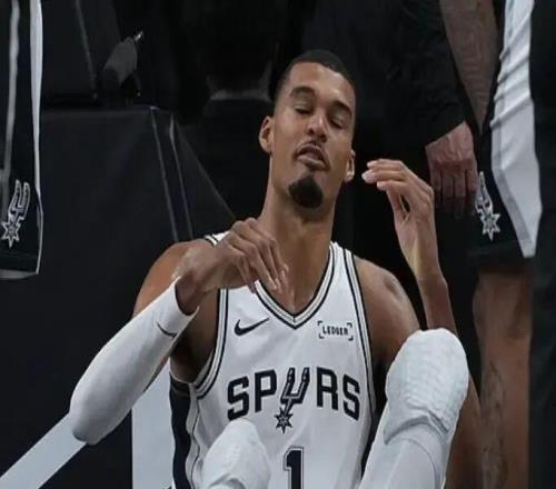 強(qiáng)制休息48小時(shí)?。∥陌喑鰬?zhàn)成疑了??！