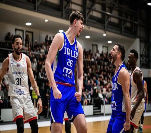 2米24的意大利中锋宣布参选，NBA在赌什么