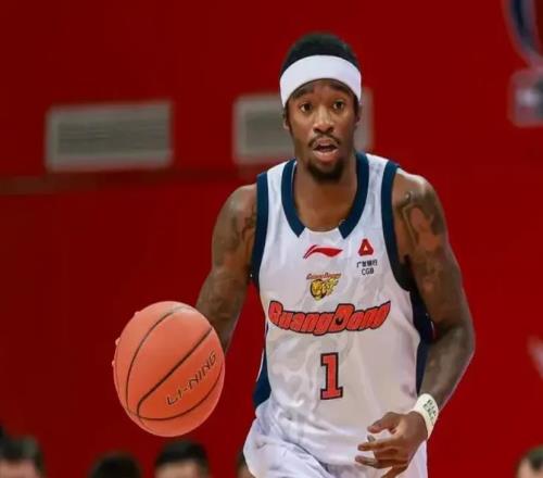 广东队新注册大外援，得分王赛季报销深圳队连续签2名NBA球员