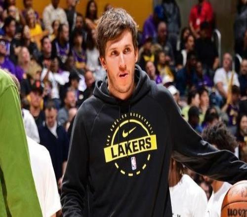 奧斯汀里夫斯?fàn)顟B(tài)升級(jí)為出戰(zhàn)存疑有望在G3復(fù)出