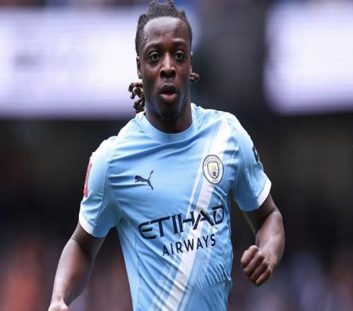 多庫(kù)：想有“吃餅式”進(jìn)球40米內(nèi)胡桑諾夫比我速度快