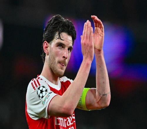 賴斯硬撐不認輸，名宿卻說他完了