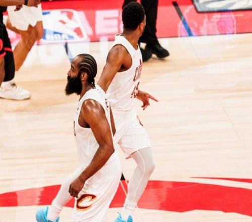 騎士104126猛龍！米切爾直言不諱，哈登必須改錯(cuò)，兩點(diǎn)也成關(guān)鍵