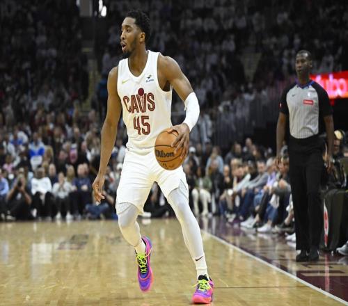 不是埃奇庫姆！場均25分鐘17+6攻防俱佳季后賽最強(qiáng)新秀非他莫屬