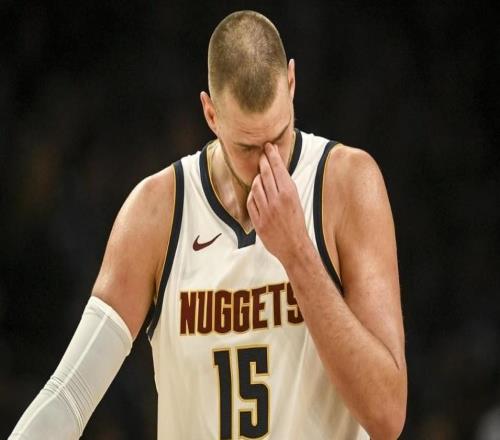 都說戈貝爾是約基奇的玩具，結(jié)果今年二人同場，森林狼勝掘金29分