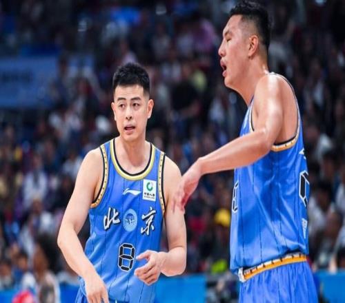 一场50分惨败让广东懵了北京狂胜锁定第4：11冠王又要首轮游了