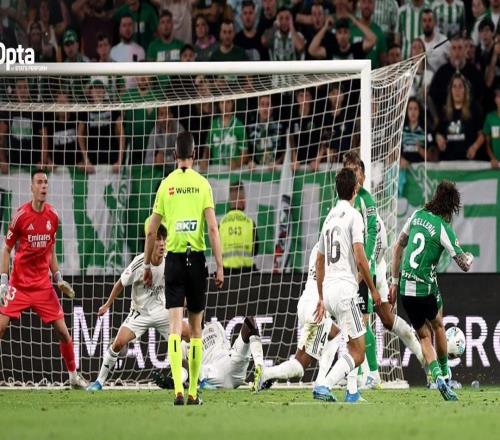 連續(xù)10場(chǎng)西甲丟球，為皇馬自2004年以來(lái)單賽季最長(zhǎng)紀(jì)錄