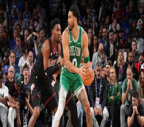 一戰雙里程碑，28歲獺兔僅次老詹！綠軍逆勢21難掩兩大爭冠短板