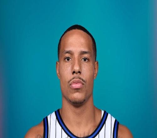 活塞防班恩的秘密：不是单防是"群殴"