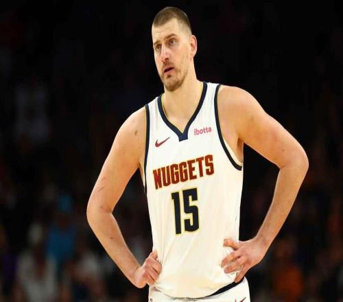 分析：掘金队在第三场比赛中惨败给森林狼队，谁应该为此负责