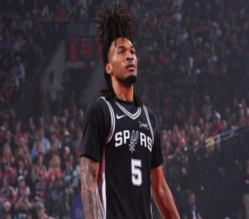 卡斯尔&哈珀合砍60分！杨瀚森得到1篮板马刺客场逆转开拓者