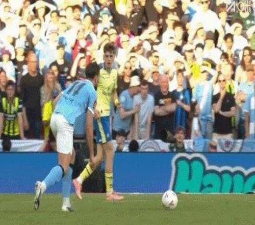 【足总杯】2比1逆转绝杀圣徒曼城连续四年进决赛