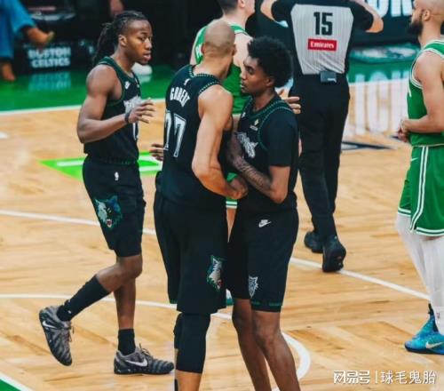 這是啥劇情！一個二輪秀，剛被魚腩拋棄，季后賽場均22分