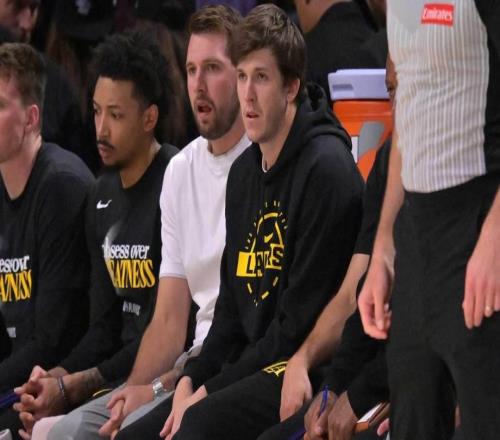 康復中，湖人隊主教練雷迪克透露里夫斯傷愈復出的下一步計劃