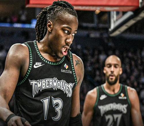 17中13轟43分！歷史首人！6換2大交易撿到寶了