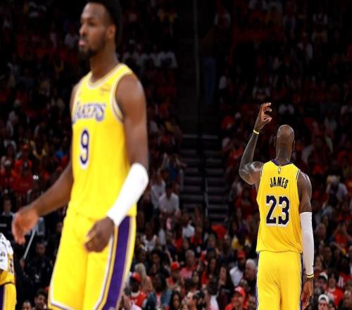 父子同心，詹姆斯與布朗尼同時在場時湖人百回合凈勝29.6分